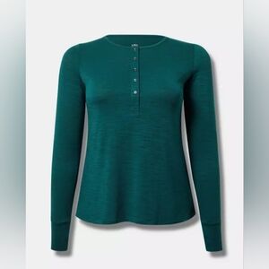 NWT | Torrid Size 3 | Happy Camper Lyocell Henley Long Sleeve Active Tee